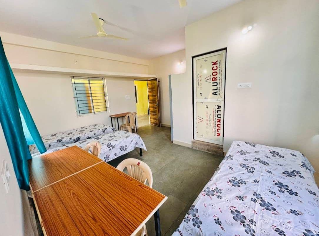 Triple Sharing Room at Daya Shree Boys Hostel, Bhopal