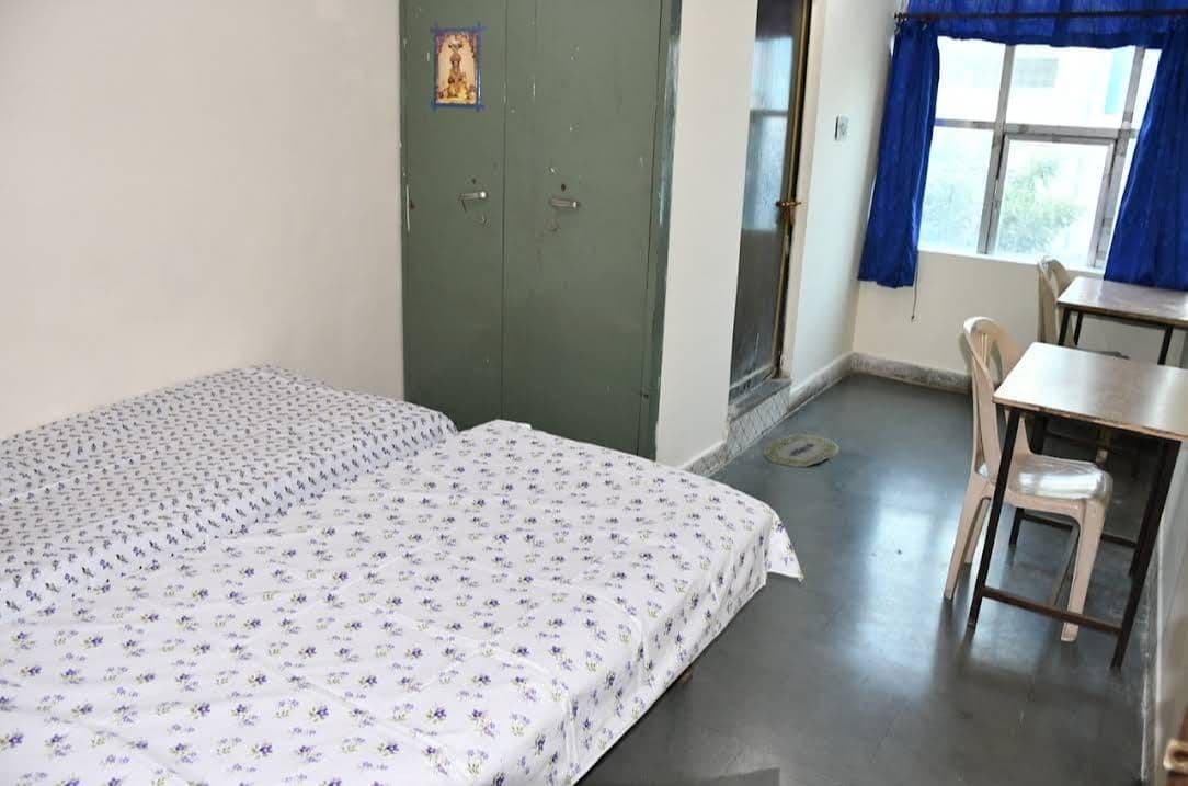 Double Sharing Room at Daya Shree Boys Hostel, Bhopal